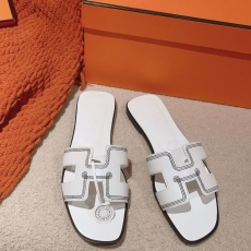 Hermes Slippers